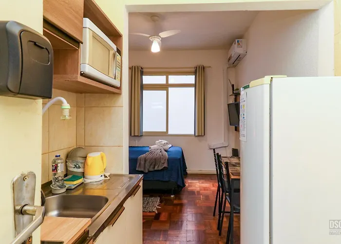 Estúdio Na Rua Do Centro Histórico, Bem Localizado Apartamento *