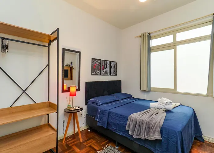 Estúdio Na Rua Do Centro Histórico, Bem Localizado Apartamento *