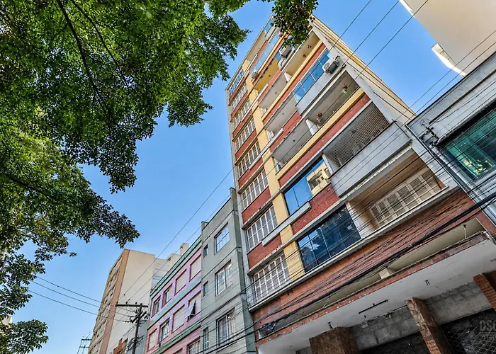 Estúdio Na Rua Do Centro Histórico, Bem Localizado Apartamento *